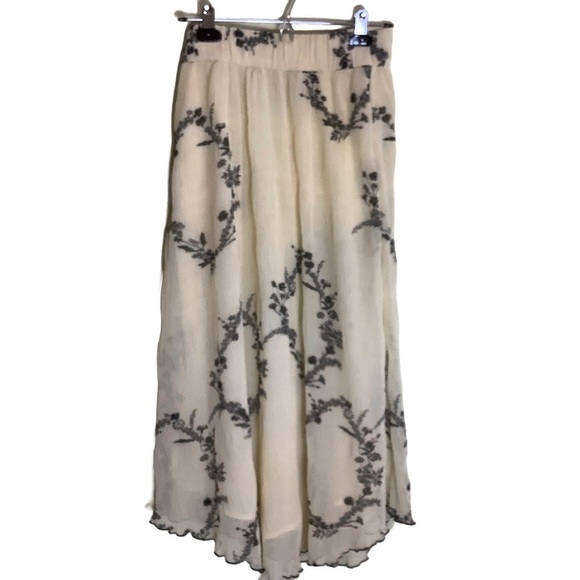 Ganni Butter Yellow & Black Floral Pleated Georgette Maxi Skirt Size 4 - Picture 4 of 9